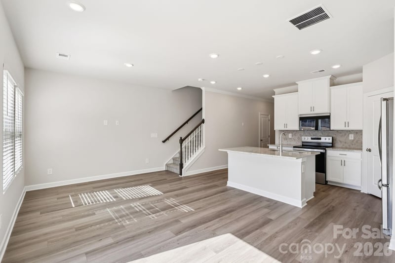 9012 Foggy Brook Loop, Charlotte, NC 28216