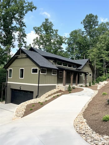 93 Village Pointe Ln, Asheville, NC 28803
