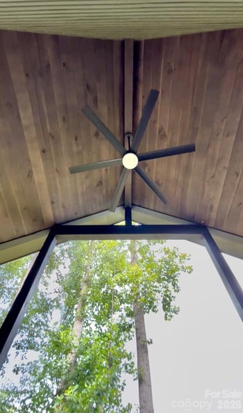 93 Village Pointe Ln, Asheville, NC 28803