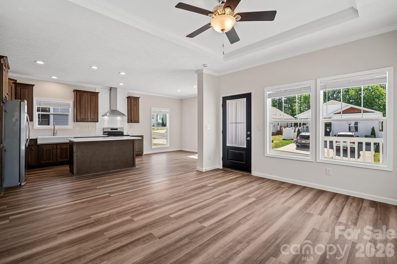 124 Bellamy Rd, Asheville, NC 28806