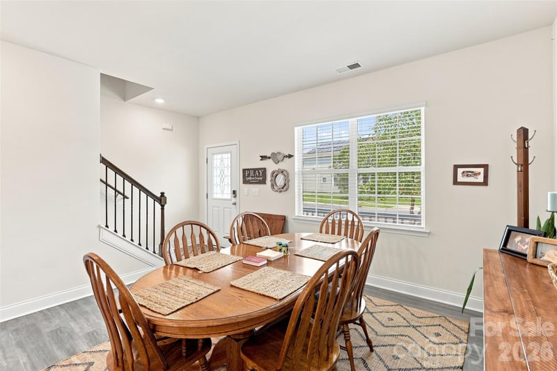 5120 Briscoe Dr, Charlotte, NC 28214