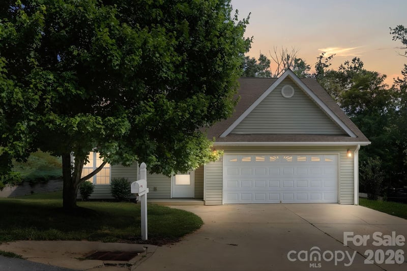 50 Ridgeland Ln, Asheville, NC 28805