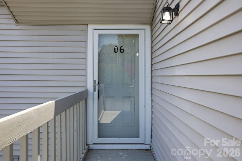 1050 21st Ave #6, Hickory, NC 28601