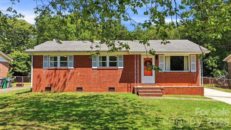 6805 Ellendale Dr, Charlotte, NC 28217