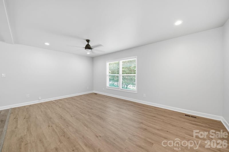 6319 Thermal Rd, Charlotte, NC 28211