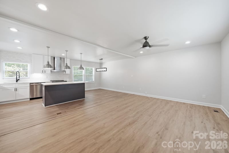 6319 Thermal Rd, Charlotte, NC 28211