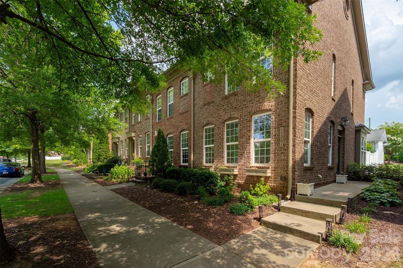 11201 Cedar Walk Ln, Charlotte, NC 28277