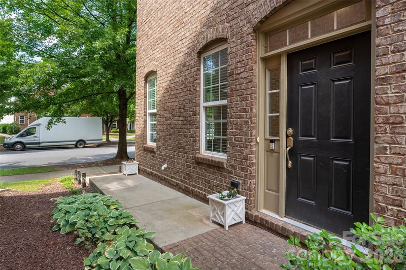 11201 Cedar Walk Ln, Charlotte, NC 28277