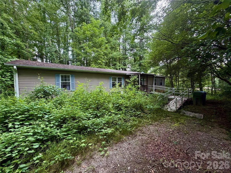 549 Caribou Rd, Asheville, NC 28803