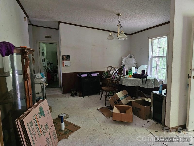 549 Caribou Rd, Asheville, NC 28803