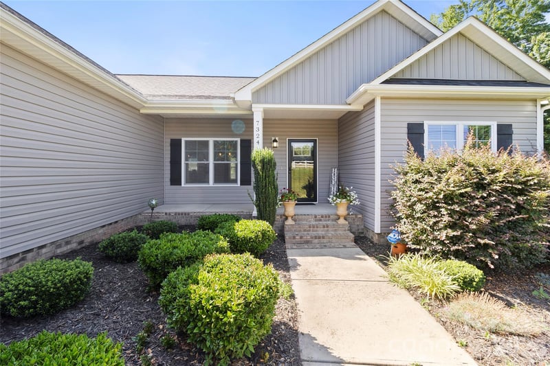 7324 Forney Hill Rd, Denver, NC 28037
