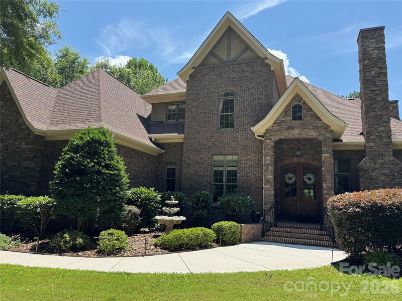 215 Blue River Rd, Clover, SC 29710