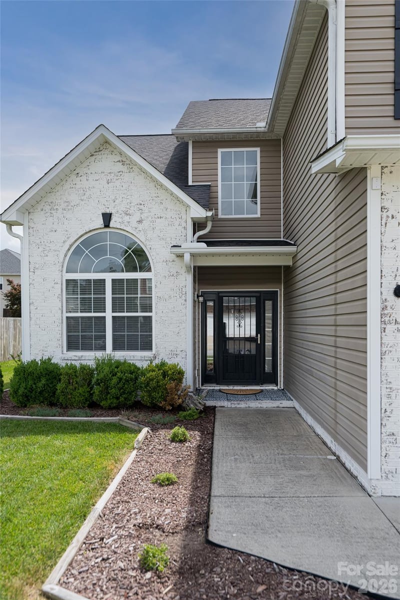 89 Woodfern Rd, Fletcher, NC 28732