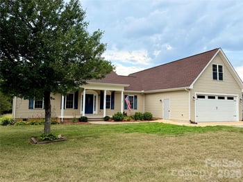 1027 Tabor Rd, Olin, NC 28660