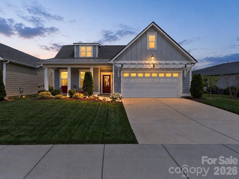 445 Bowline Dr, Denver, NC 28037