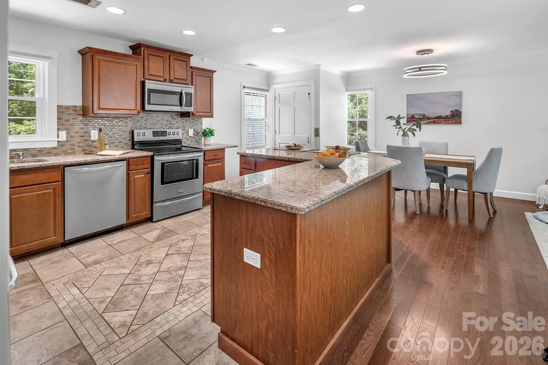 7318 Easen Ct, Charlotte, NC 28211