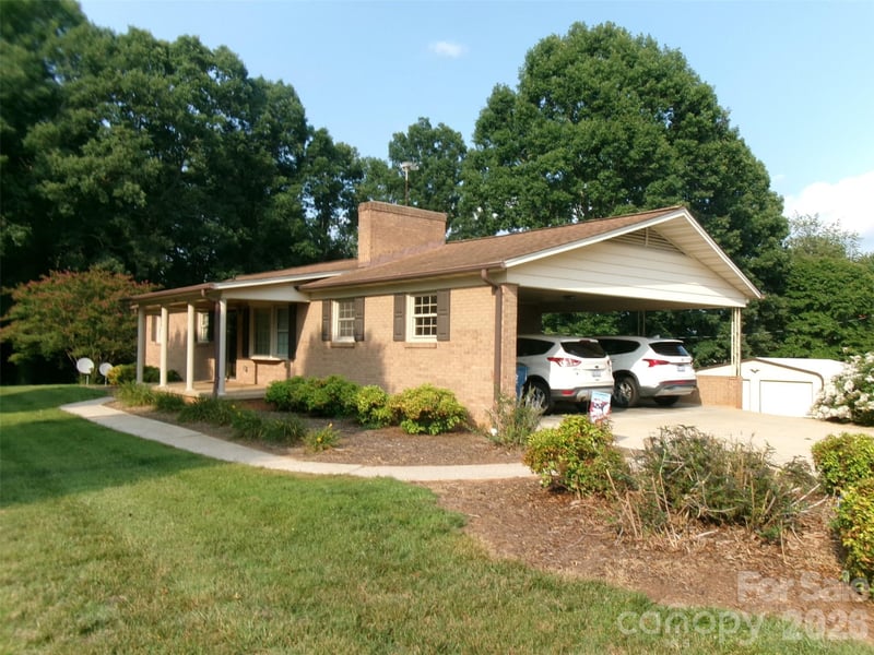 5934 St Peters Church Rd, Conover, NC 28613