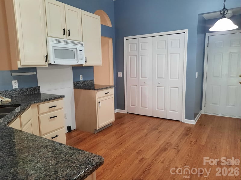 5921 Brookstone Dr, Concord, NC 28027