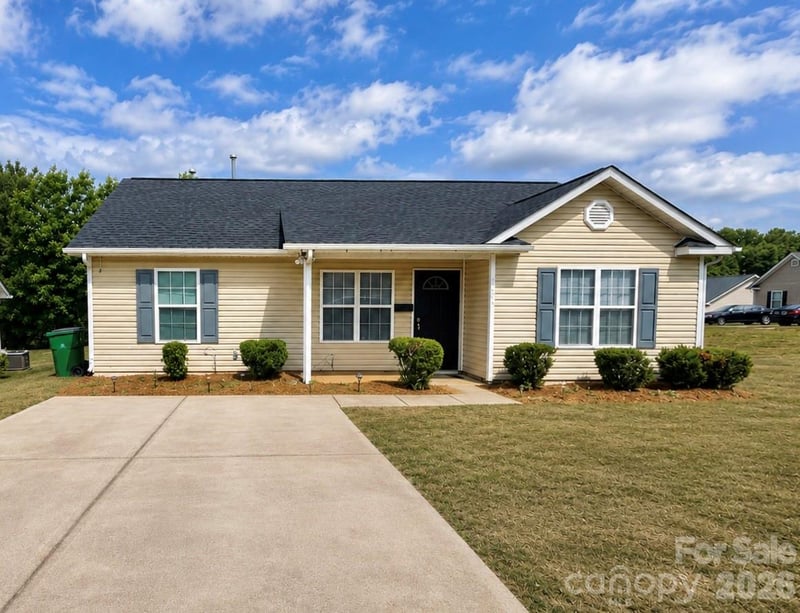 4604 Palm Breeze Ln, Charlotte, NC 28208