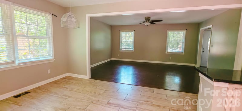 6315 Spring Garden Ln, Charlotte, NC 28213