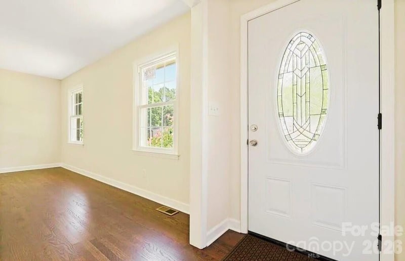 6315 Spring Garden Ln, Charlotte, NC 28213
