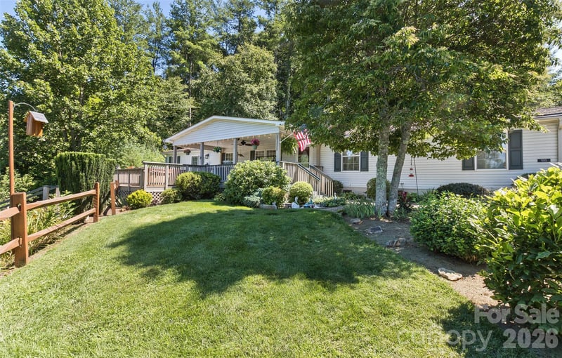 185 Trout Water Cir, Burnsville, NC 28714