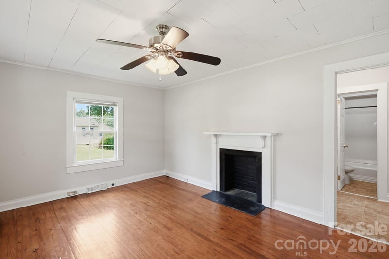 307 Clay St, Belmont, NC 28012