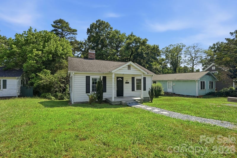 307 Clay St, Belmont, NC 28012