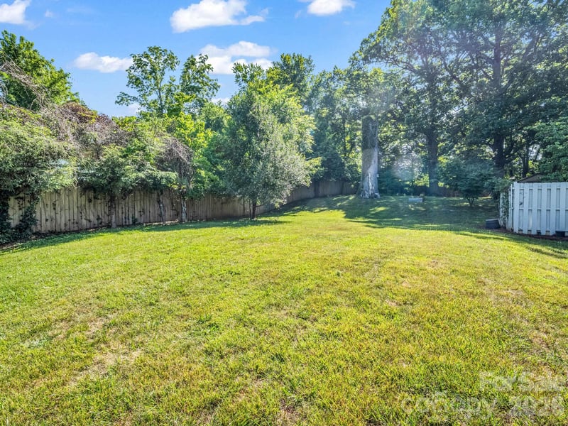 14 Main St, Asheville, NC 28803