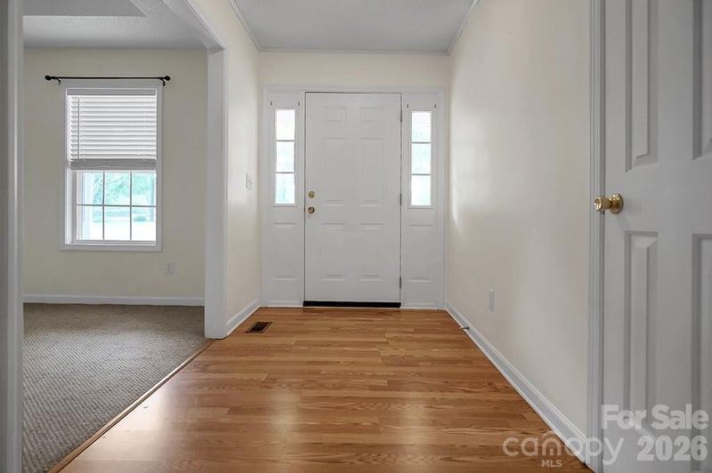 5573 Lennox Dr, Kings Mountain, NC 28086