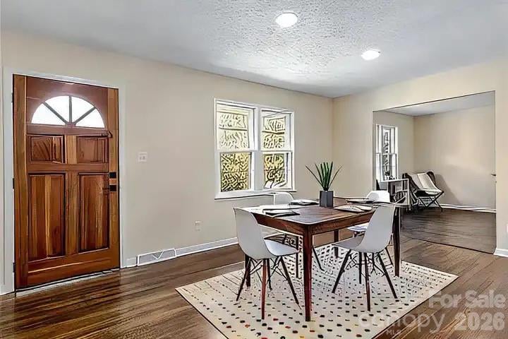 16 Main St, Asheville, NC 28803