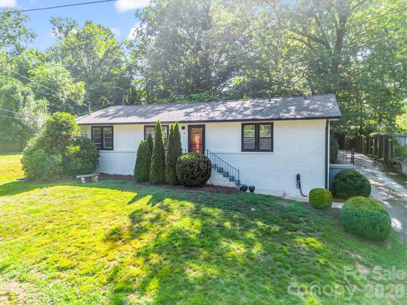 16 Main St, Asheville, NC 28803
