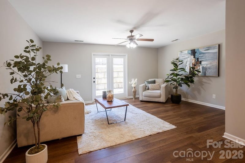 31 Amersham Ln, Fletcher, NC 28732