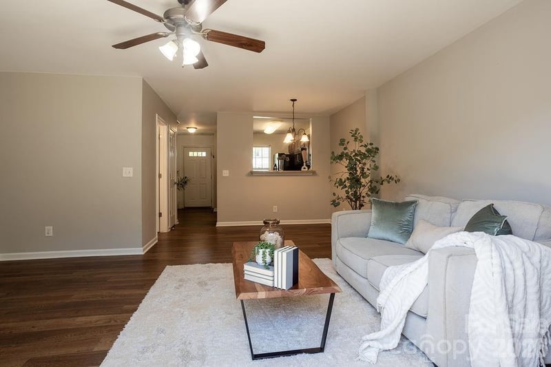31 Amersham Ln, Fletcher, NC 28732