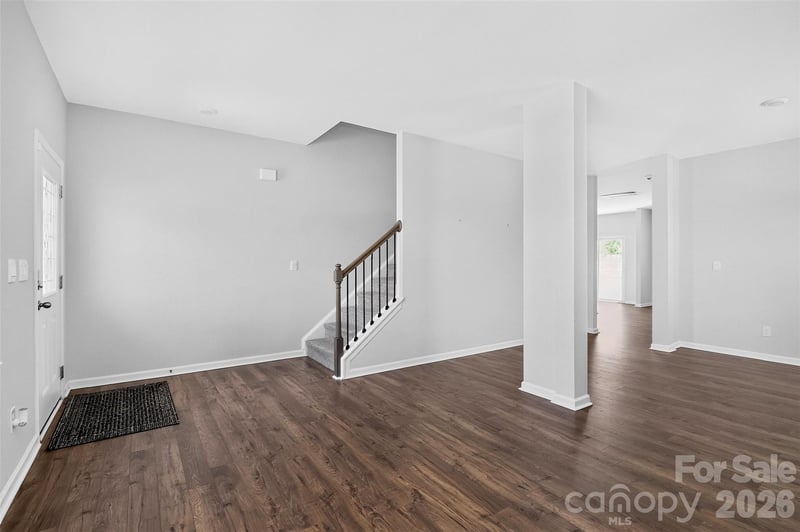 9203 Mackinaw Dr, Gastonia, NC 28056