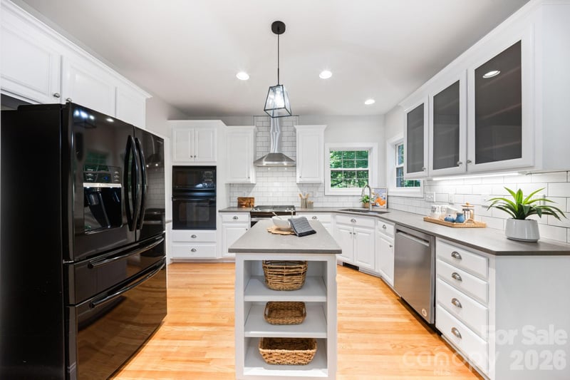 5355 Shannamara Dr, Matthews, NC 28104