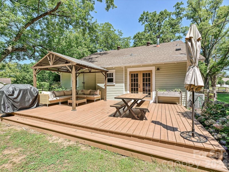 3514 Kelly Rd, Charlotte, NC 28216