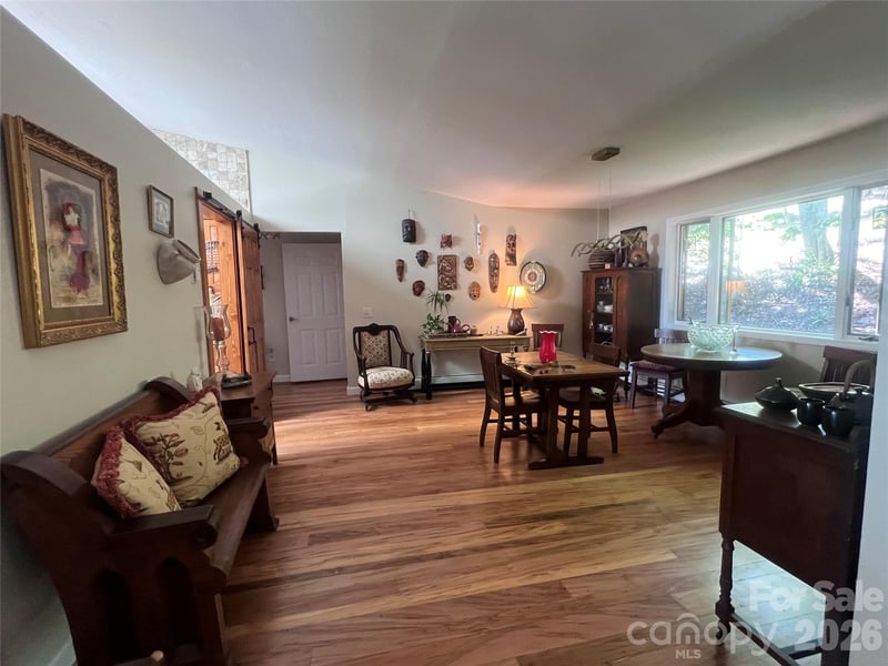 1355 Moonshine Mountain Rd #32, Burnsville, NC 28714