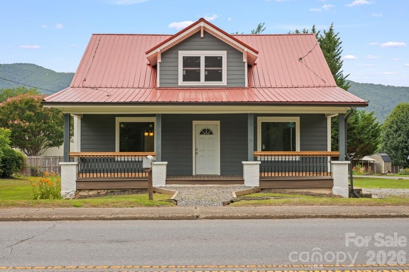 1434 Main St, Waynesville, NC 28786