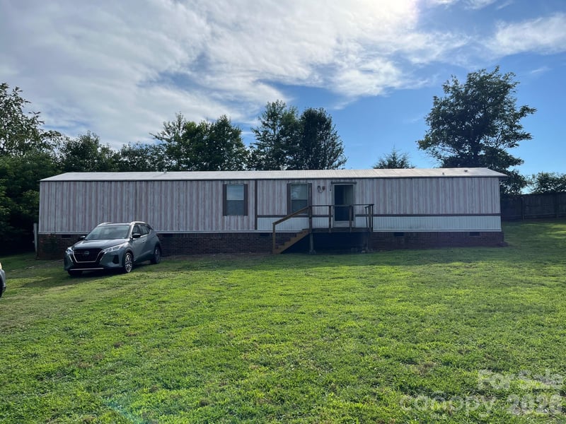 118 Country View Rd, Statesville, NC 28625