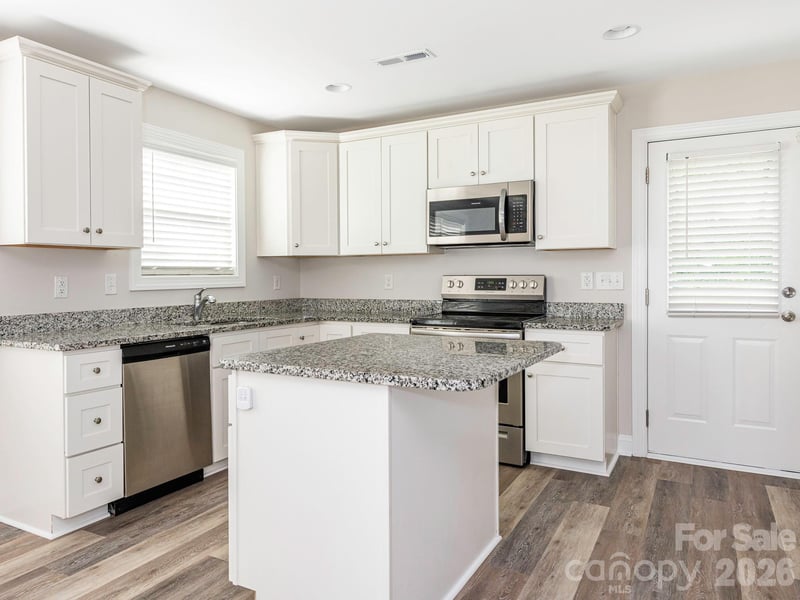 28 B Willowbrook Dr, Concord, NC 28027