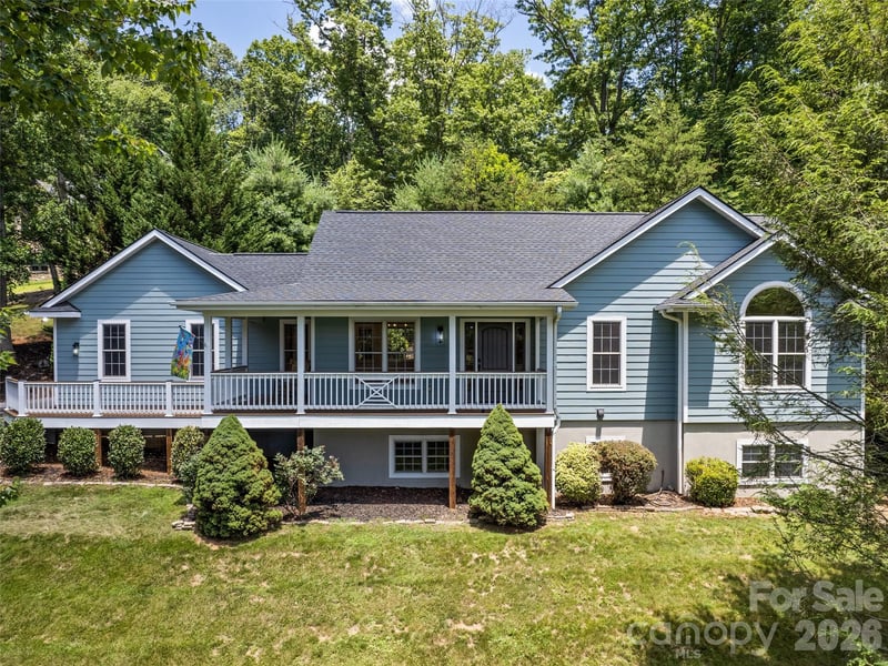 4 Leisure Wood Dr, Canton, NC 28716