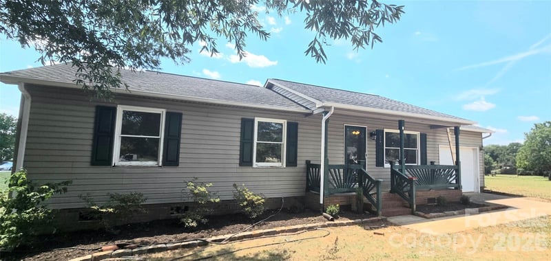 910 Lyndsey Brooke Ct, Lincolnton, NC 28092