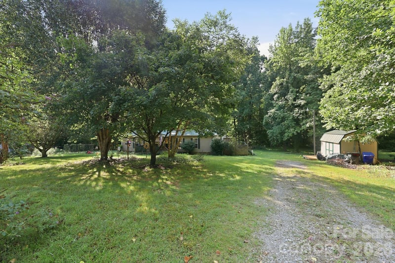 112 Goneaway Ln, Cleveland, NC 27013