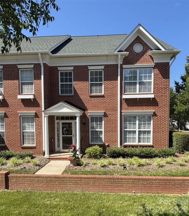 432 Park Square Pl, Matthews, NC 28105