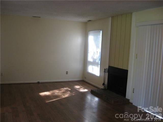 5322 Farm Pond Ln, Charlotte, NC 28212