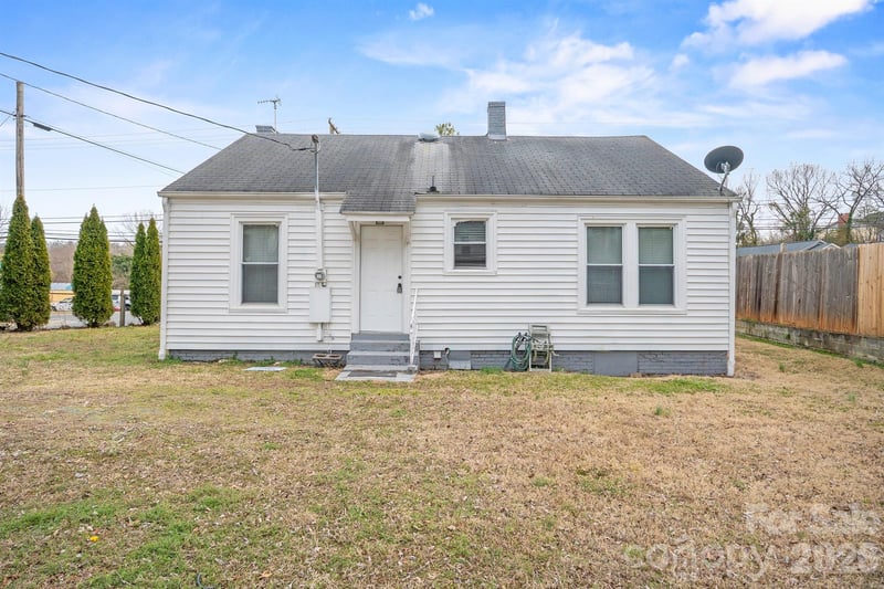 247 Cabarrus Ave E, Concord, NC 28025