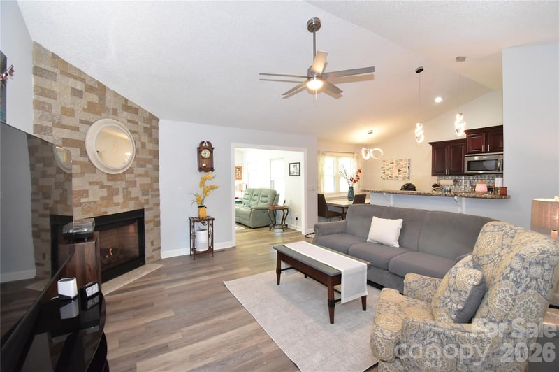 302 Watson Rd, Arden, NC 28704
