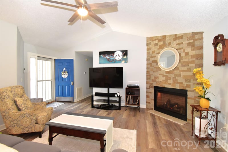 302 Watson Rd, Arden, NC 28704