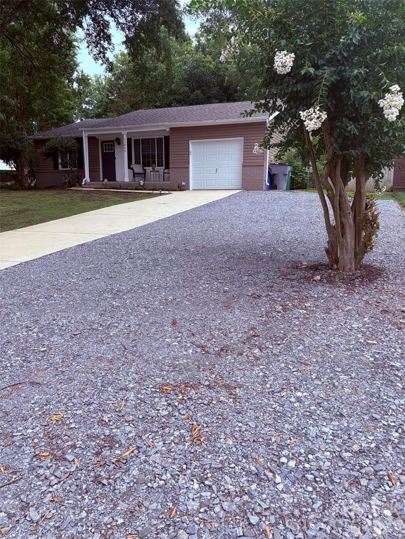 11806 Battery Pl, Charlotte, NC 28273